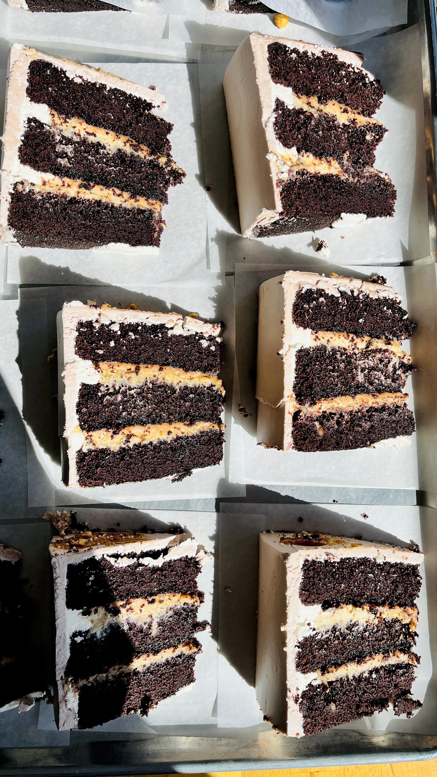Chocolate Oreo Pistachio Slice