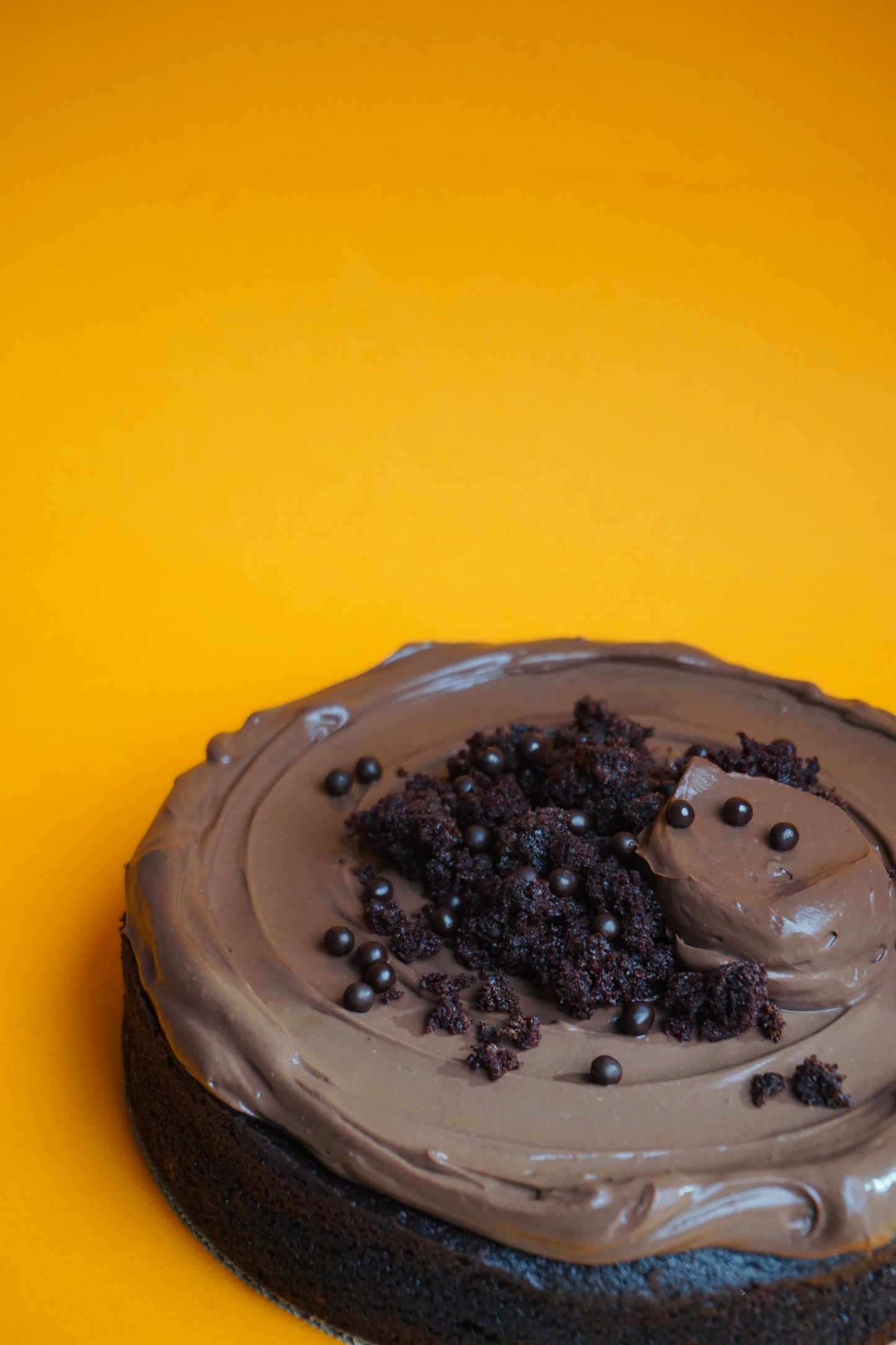 Dark Chocolate Pudding Table Cake