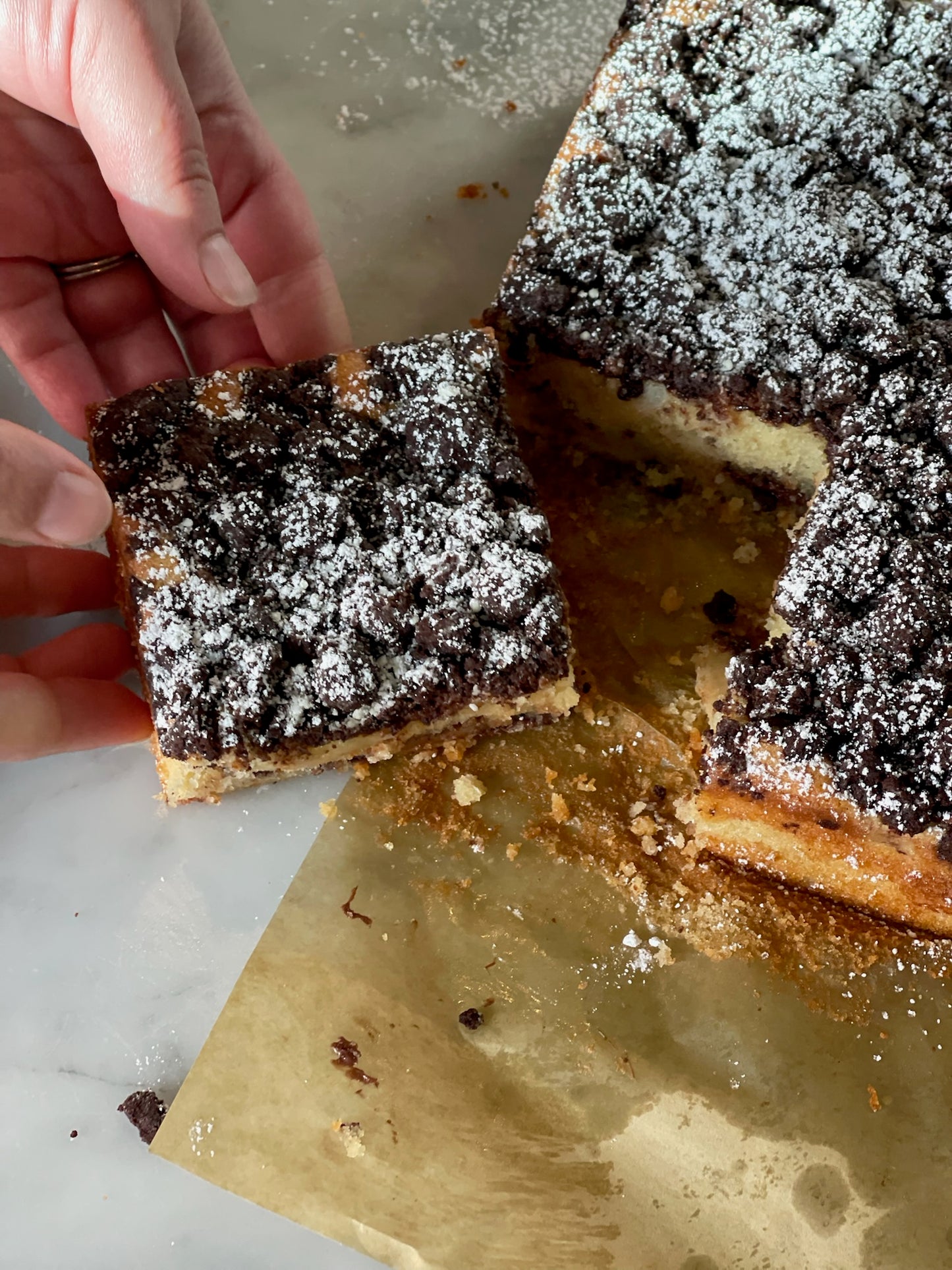 Banana Nutella Chocolate Crumb Cake